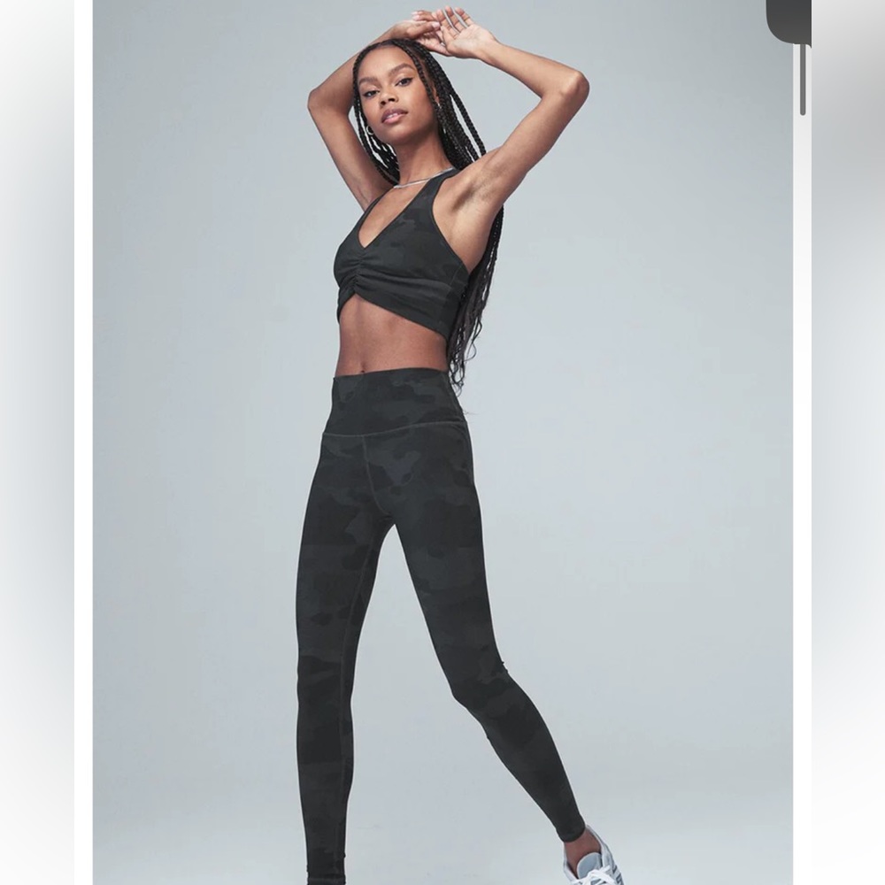 Alo Yoga Camo Leggings